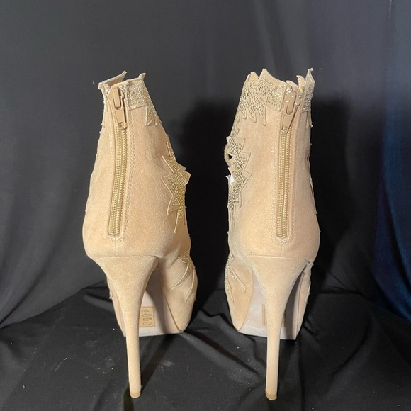 Like NEW!!!! - Picture 3 of 4